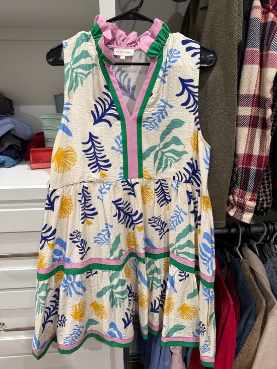 entro Dresses & Skirts - entro Pink and Green Trimmed Floral V-Neck Dress